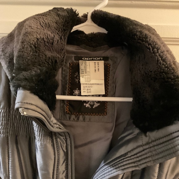 Apriori by Escada down  vest - Picture 2 of 3